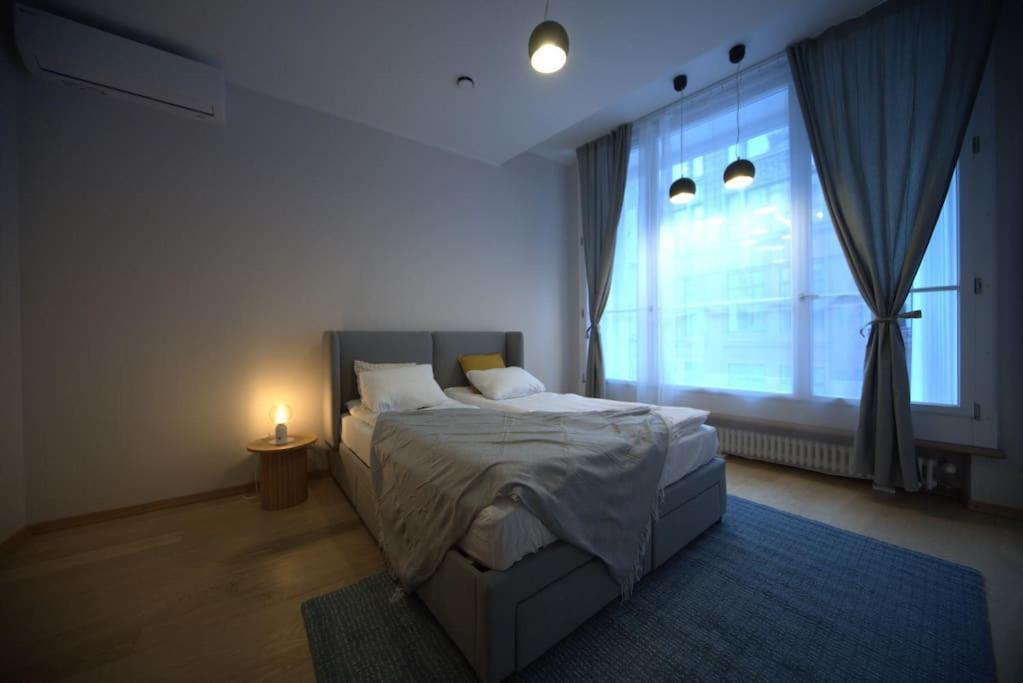 3 Bedroom Apartment In The Old/T Riga Kültér fotó
