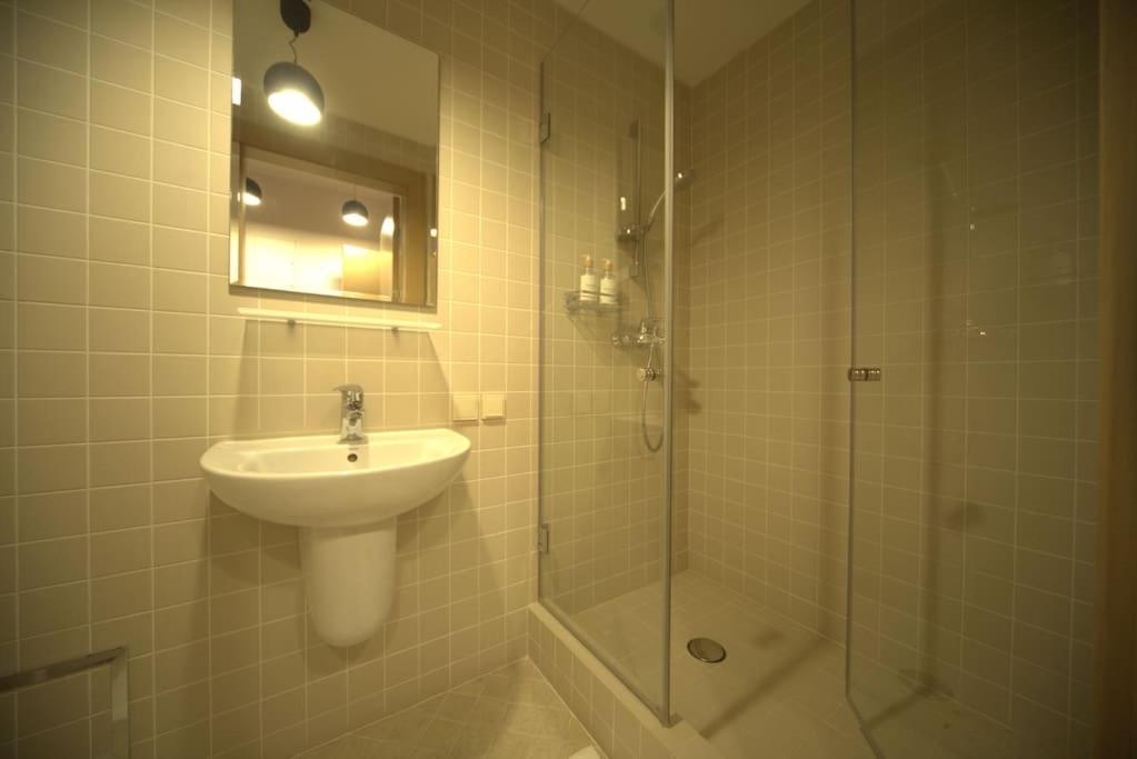 3 Bedroom Apartment In The Old/T Riga Kültér fotó